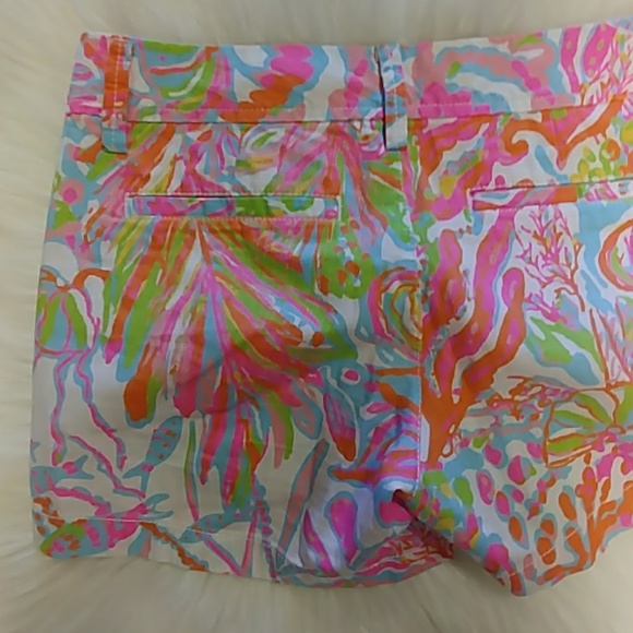 Lilly Pulitzer Callahan Shorts - Picture 7 of 8